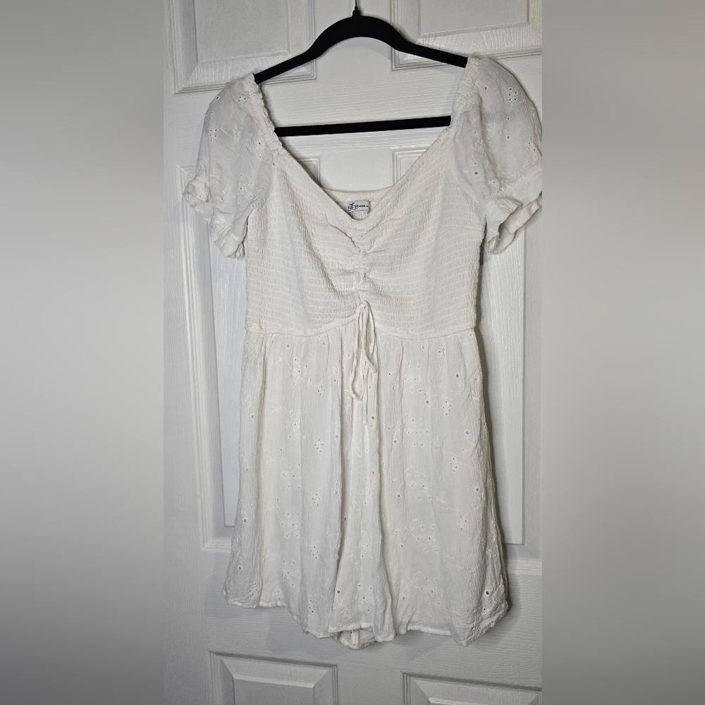 Hollister Romper - Picture 3 of 6
